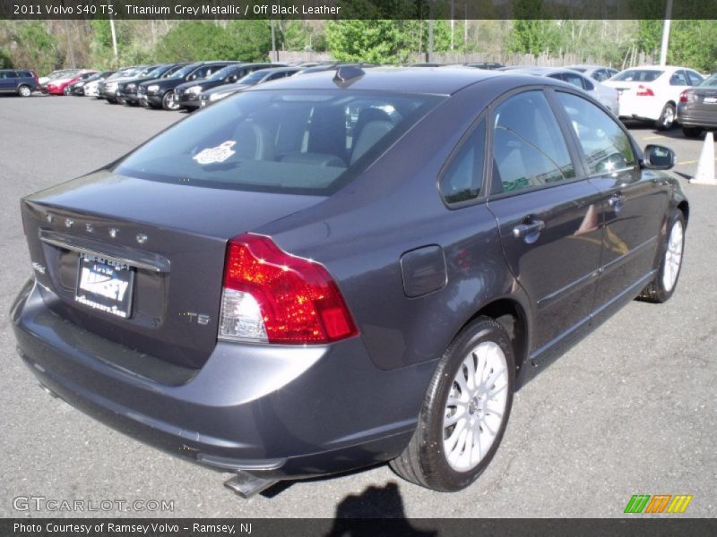 Titanium Grey Metallic / Off Black Leather 2011 Volvo S40 T5