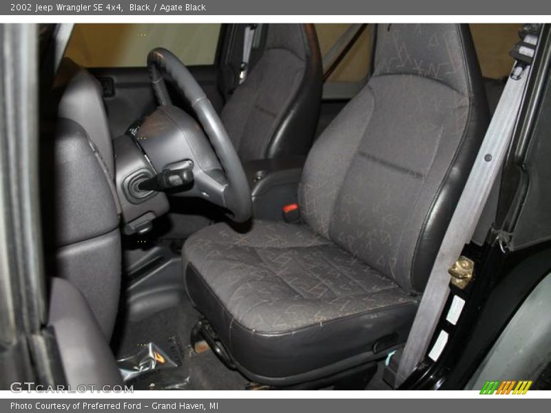 Black / Agate Black 2002 Jeep Wrangler SE 4x4