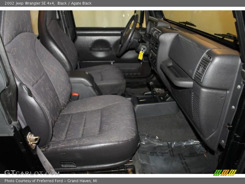 Black / Agate Black 2002 Jeep Wrangler SE 4x4