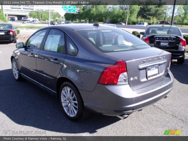 Titanium Grey Metallic / Off Black Leather 2011 Volvo S40 T5