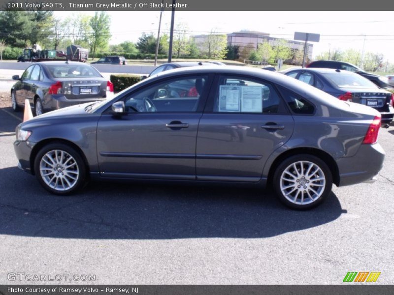 Titanium Grey Metallic / Off Black Leather 2011 Volvo S40 T5