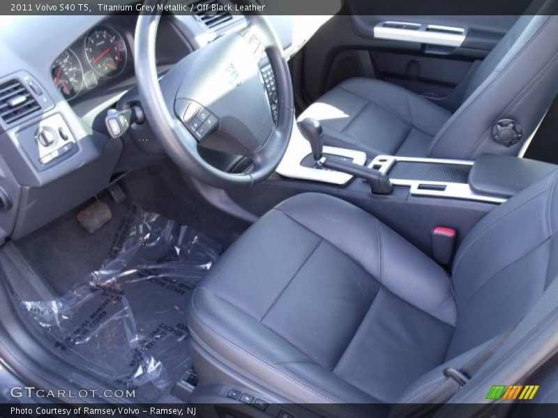 Titanium Grey Metallic / Off Black Leather 2011 Volvo S40 T5