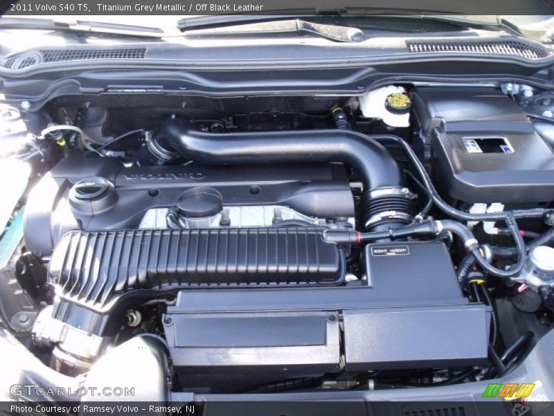 Titanium Grey Metallic / Off Black Leather 2011 Volvo S40 T5