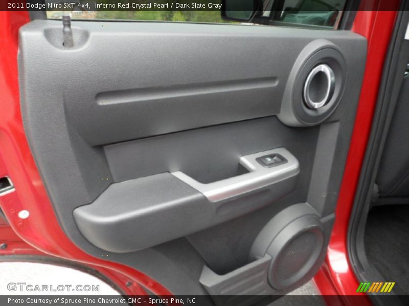Inferno Red Crystal Pearl / Dark Slate Gray 2011 Dodge Nitro SXT 4x4