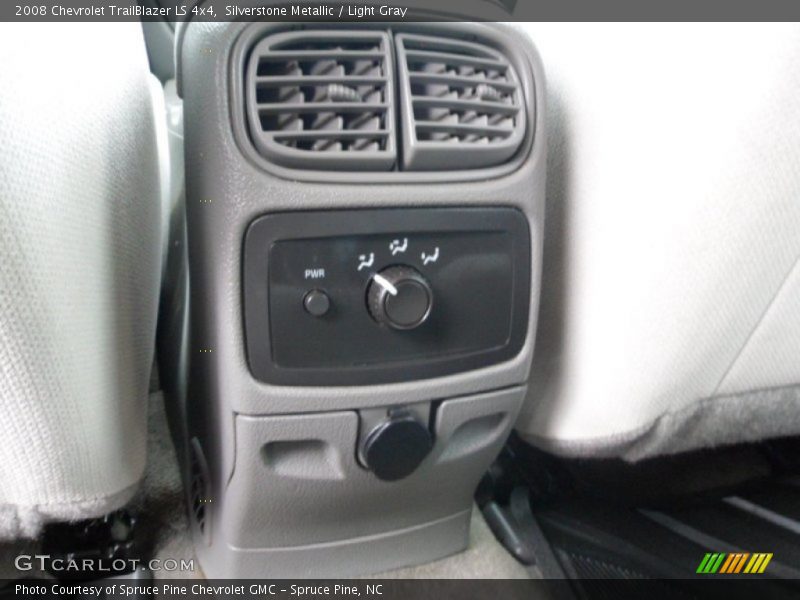 Silverstone Metallic / Light Gray 2008 Chevrolet TrailBlazer LS 4x4