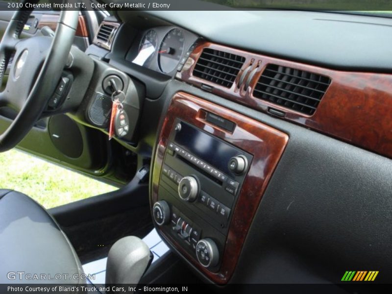 Cyber Gray Metallic / Ebony 2010 Chevrolet Impala LTZ