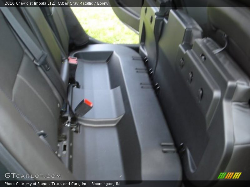 Cyber Gray Metallic / Ebony 2010 Chevrolet Impala LTZ