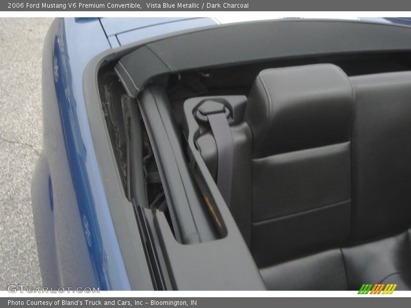 Vista Blue Metallic / Dark Charcoal 2006 Ford Mustang V6 Premium Convertible