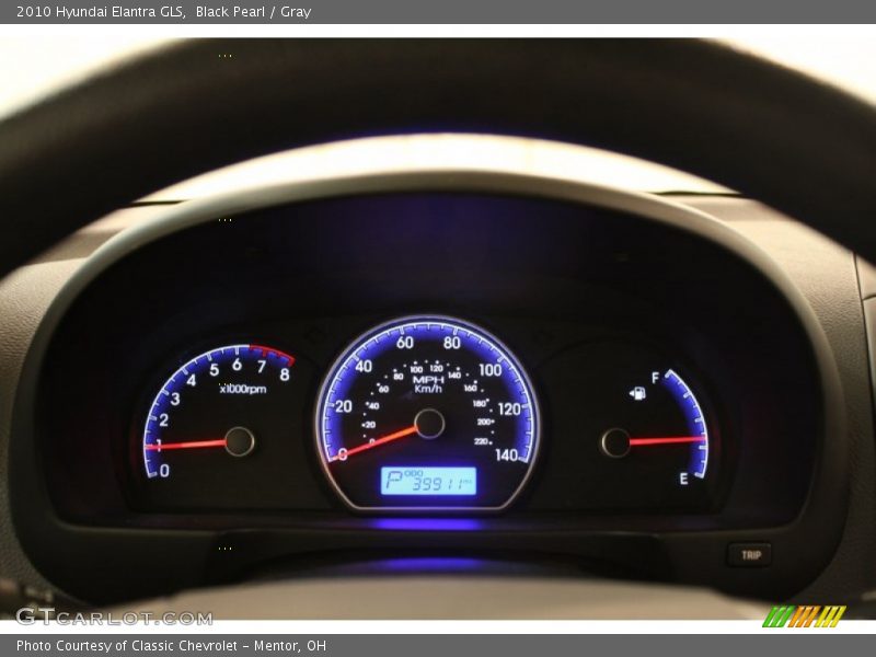 Black Pearl / Gray 2010 Hyundai Elantra GLS