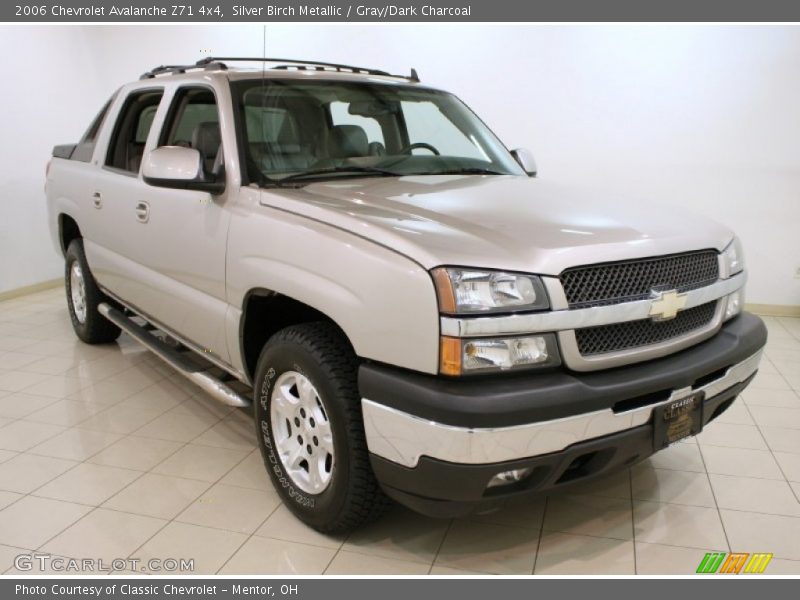 Silver Birch Metallic / Gray/Dark Charcoal 2006 Chevrolet Avalanche Z71 4x4