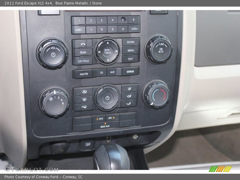 Controls of 2011 Escape XLS 4x4