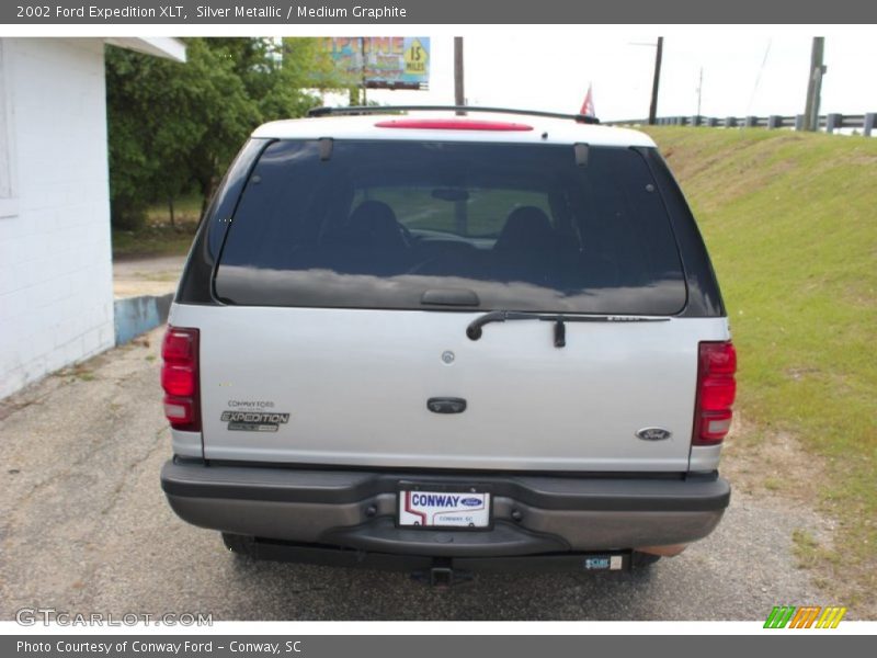 Silver Metallic / Medium Graphite 2002 Ford Expedition XLT