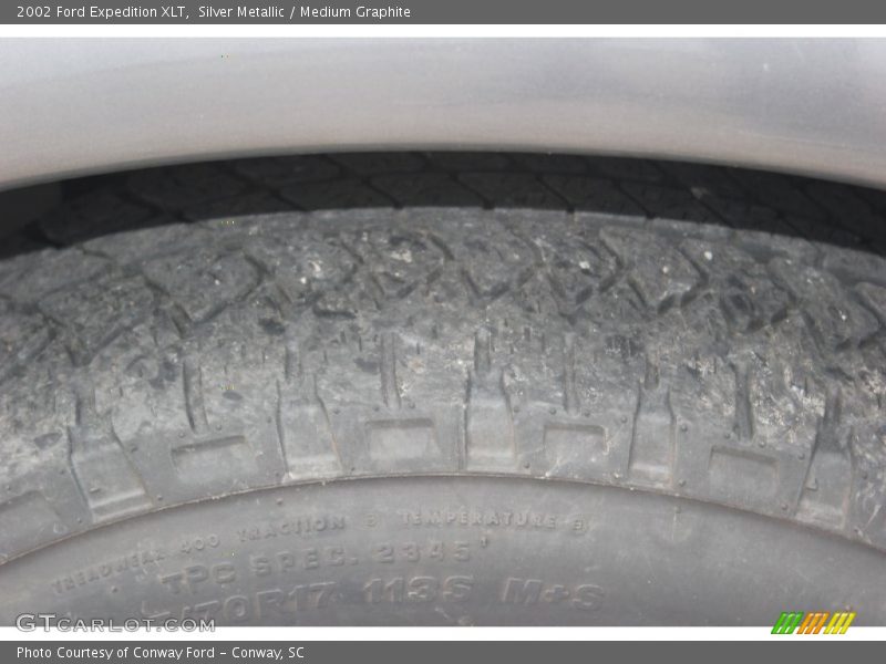 Silver Metallic / Medium Graphite 2002 Ford Expedition XLT