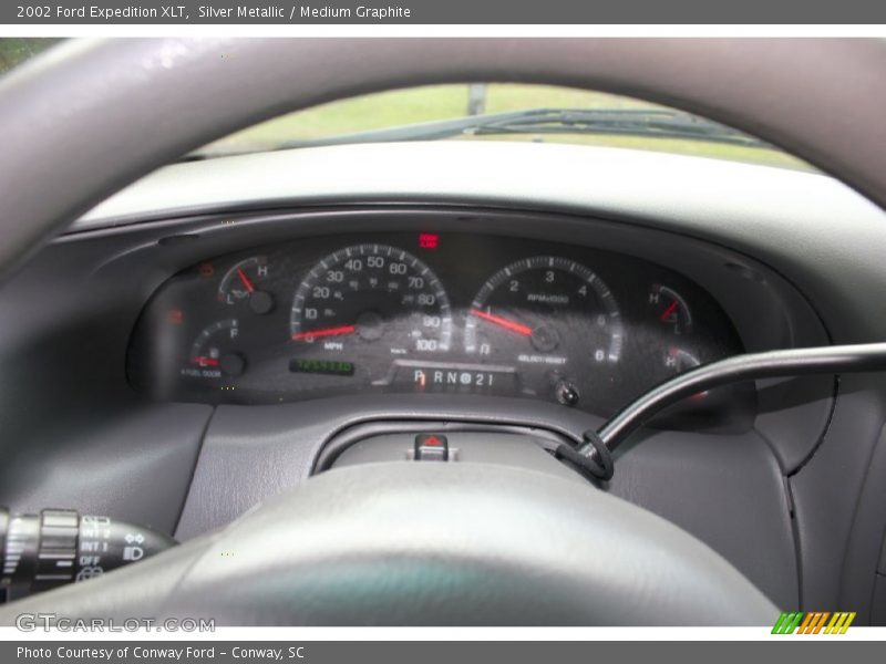 Silver Metallic / Medium Graphite 2002 Ford Expedition XLT