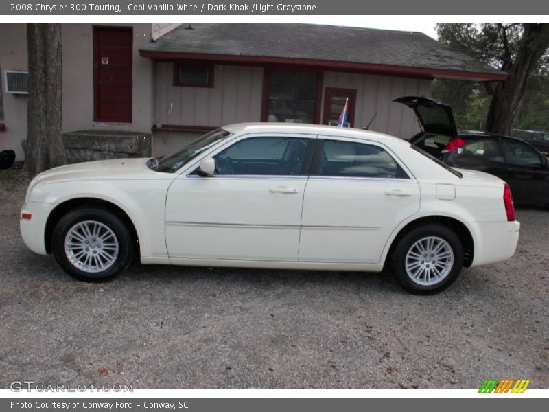 Cool Vanilla White / Dark Khaki/Light Graystone 2008 Chrysler 300 Touring