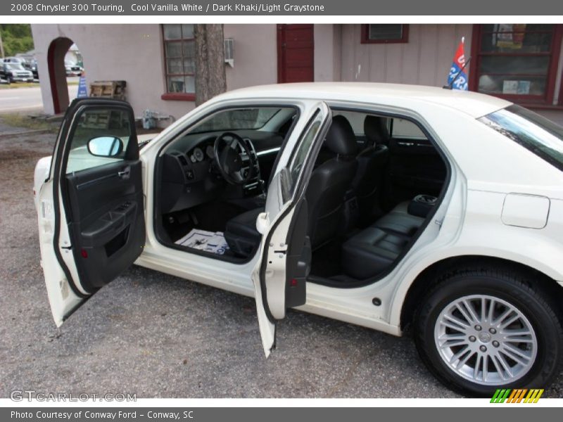 Cool Vanilla White / Dark Khaki/Light Graystone 2008 Chrysler 300 Touring