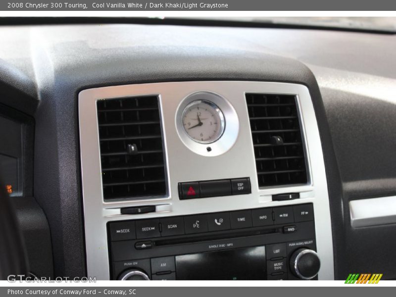 Cool Vanilla White / Dark Khaki/Light Graystone 2008 Chrysler 300 Touring