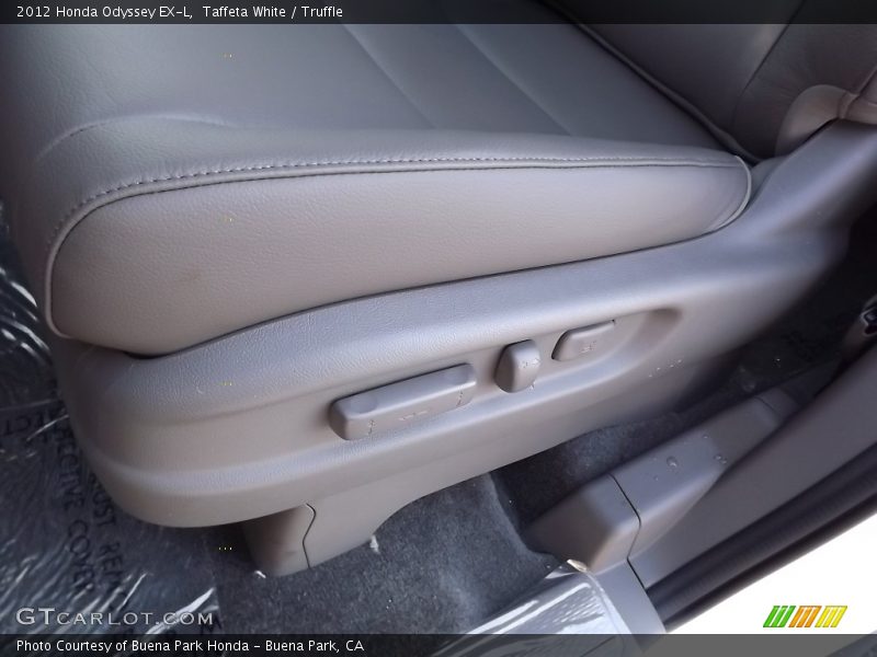 Taffeta White / Truffle 2012 Honda Odyssey EX-L