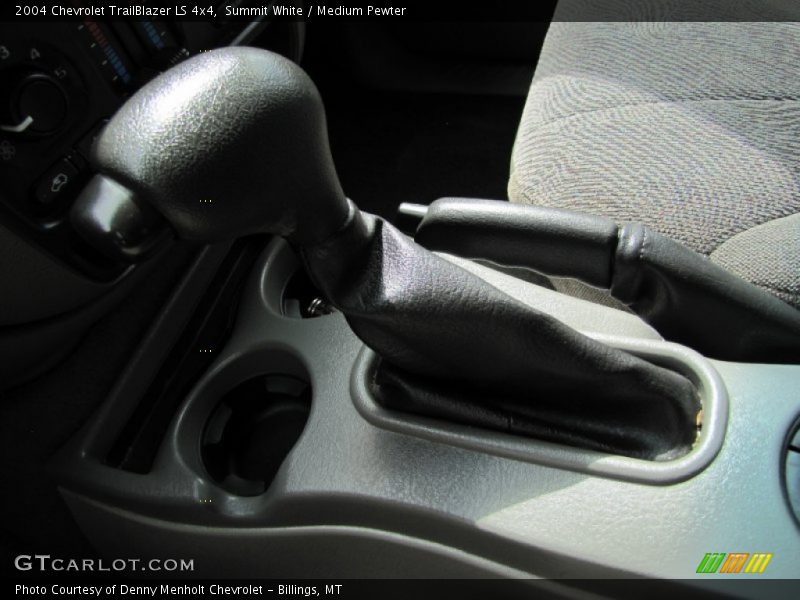 Summit White / Medium Pewter 2004 Chevrolet TrailBlazer LS 4x4