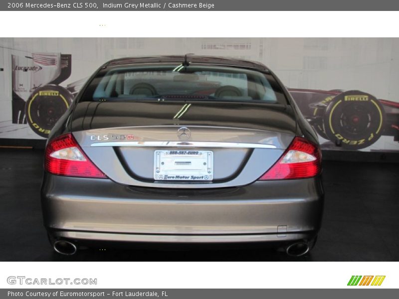 Indium Grey Metallic / Cashmere Beige 2006 Mercedes-Benz CLS 500