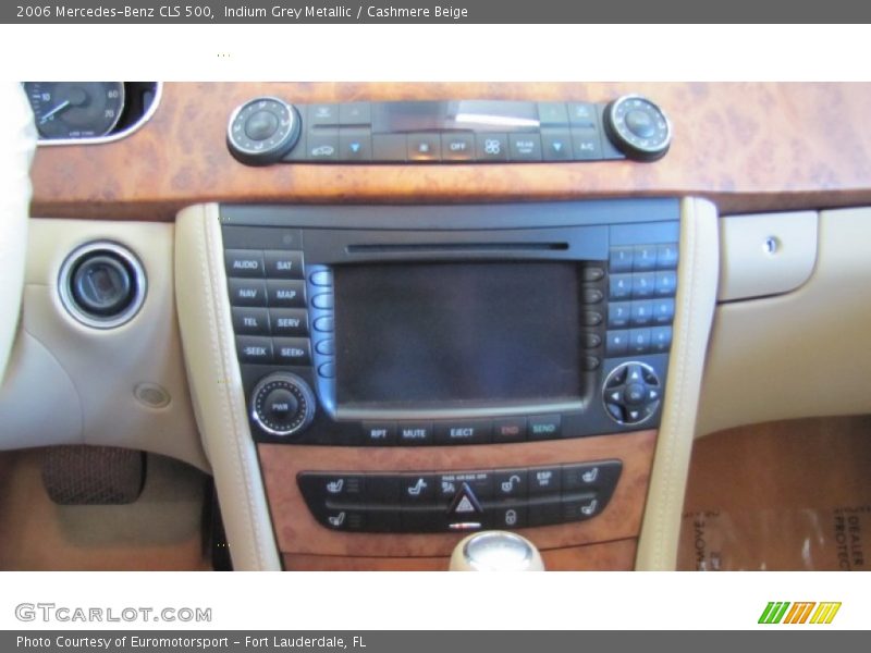 Indium Grey Metallic / Cashmere Beige 2006 Mercedes-Benz CLS 500