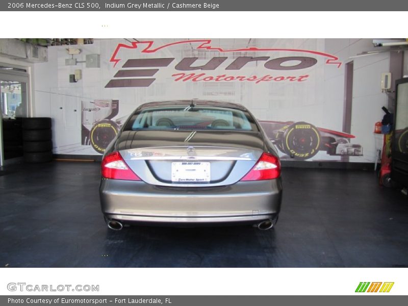 Indium Grey Metallic / Cashmere Beige 2006 Mercedes-Benz CLS 500