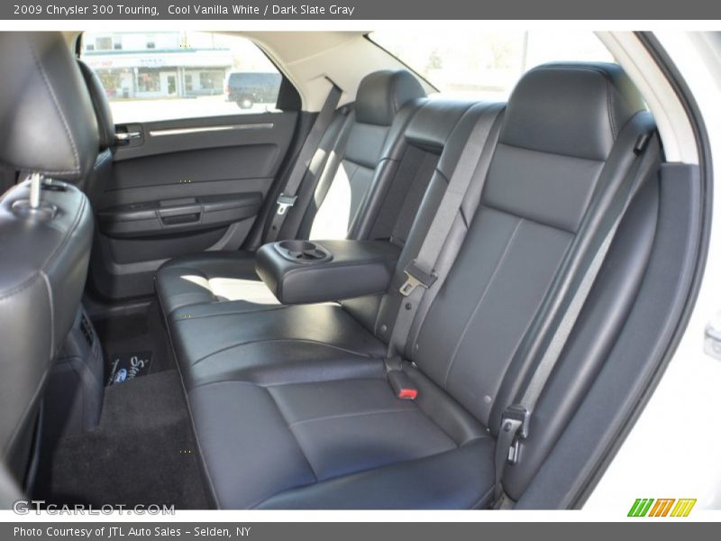 Cool Vanilla White / Dark Slate Gray 2009 Chrysler 300 Touring