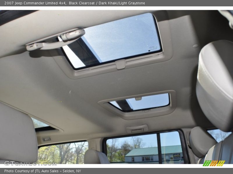 Black Clearcoat / Dark Khaki/Light Graystone 2007 Jeep Commander Limited 4x4