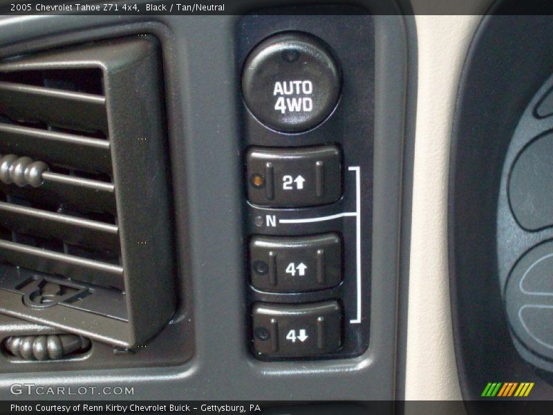 Black / Tan/Neutral 2005 Chevrolet Tahoe Z71 4x4