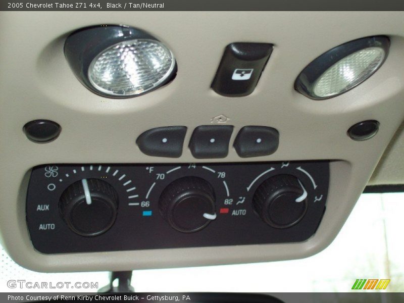Black / Tan/Neutral 2005 Chevrolet Tahoe Z71 4x4