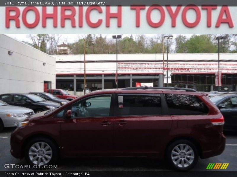 Salsa Red Pearl / Light Gray 2011 Toyota Sienna LE AWD