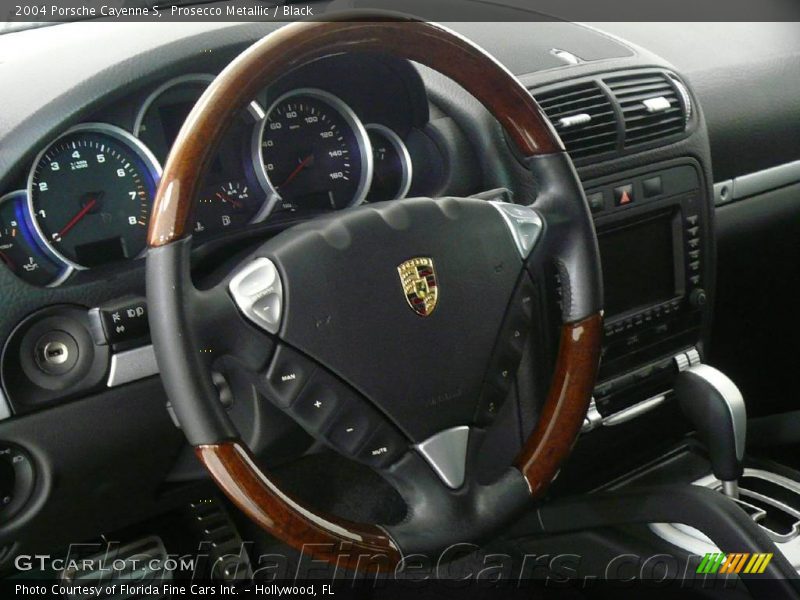 Prosecco Metallic / Black 2004 Porsche Cayenne S