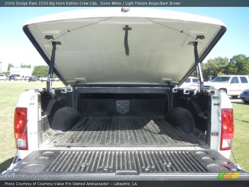 Stone White / Light Pebble Beige/Bark Brown 2009 Dodge Ram 1500 Big Horn Edition Crew Cab