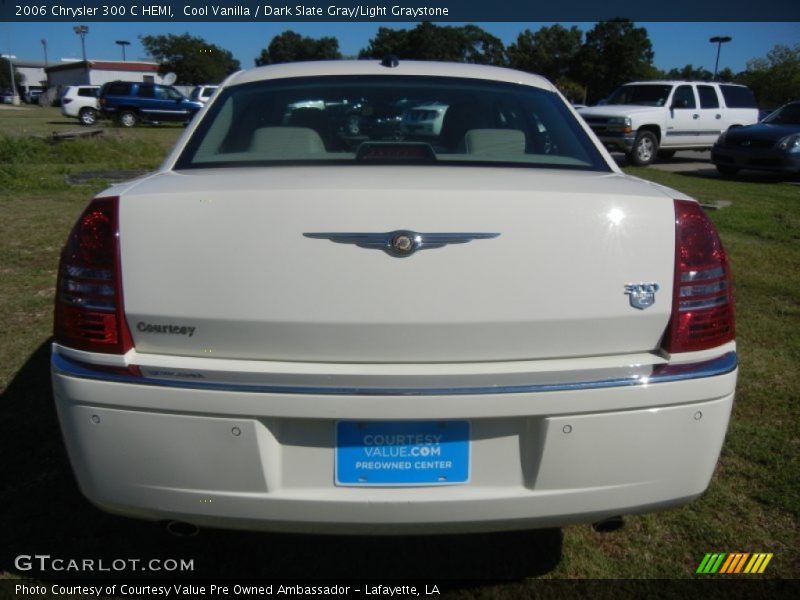 Cool Vanilla / Dark Slate Gray/Light Graystone 2006 Chrysler 300 C HEMI