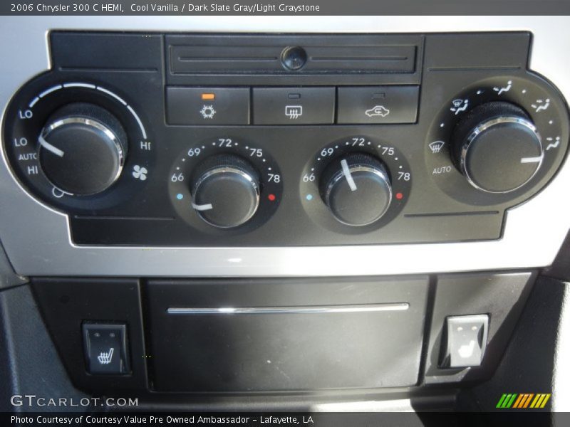 Cool Vanilla / Dark Slate Gray/Light Graystone 2006 Chrysler 300 C HEMI