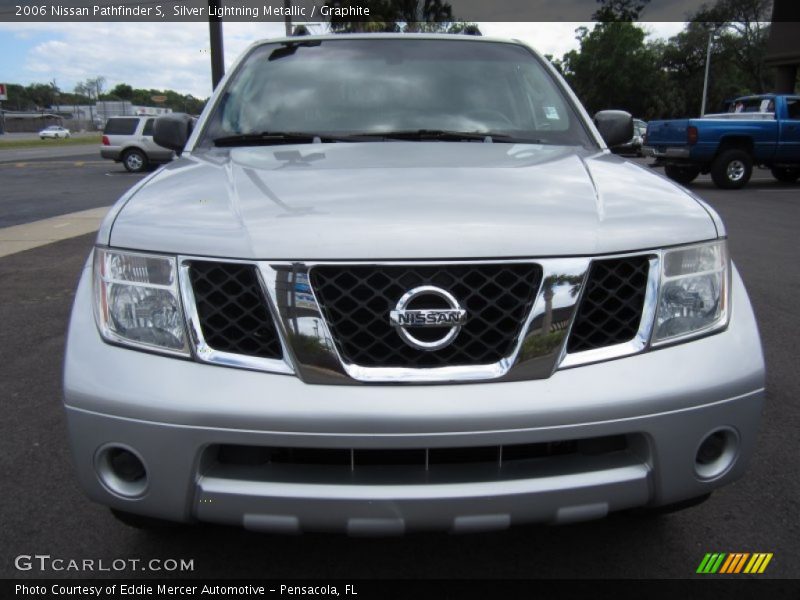 Silver Lightning Metallic / Graphite 2006 Nissan Pathfinder S