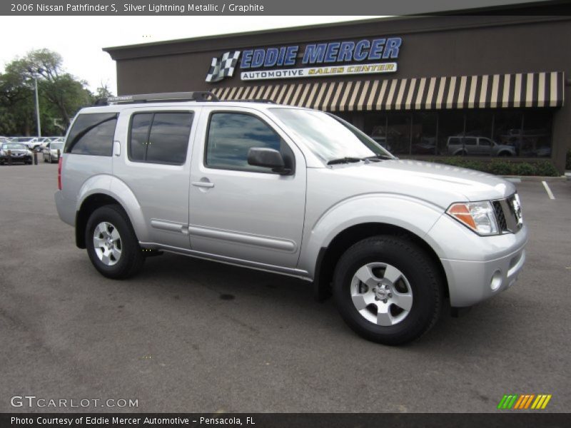 Silver Lightning Metallic / Graphite 2006 Nissan Pathfinder S