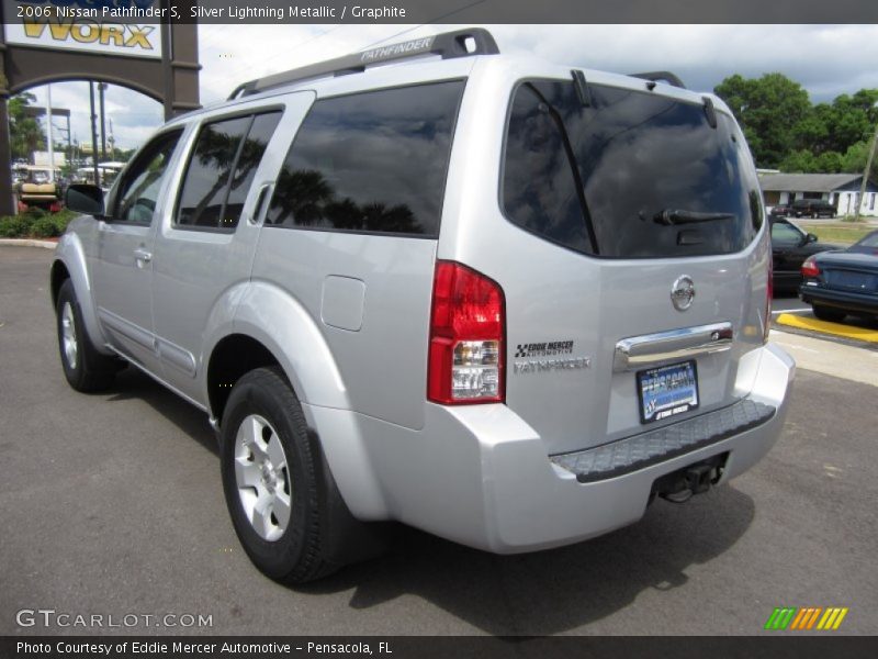 Silver Lightning Metallic / Graphite 2006 Nissan Pathfinder S