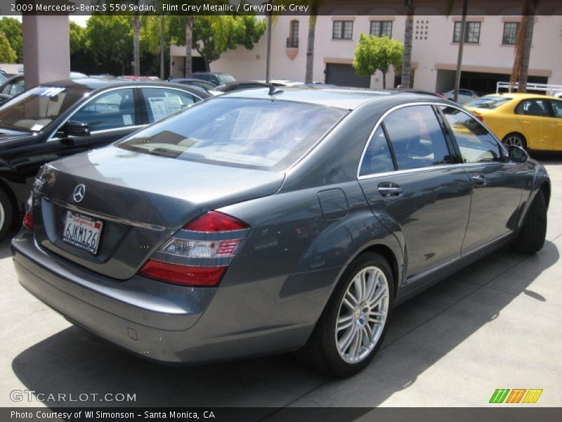 Flint Grey Metallic / Grey/Dark Grey 2009 Mercedes-Benz S 550 Sedan