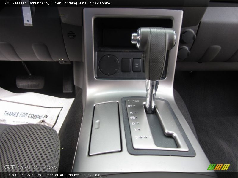 Silver Lightning Metallic / Graphite 2006 Nissan Pathfinder S