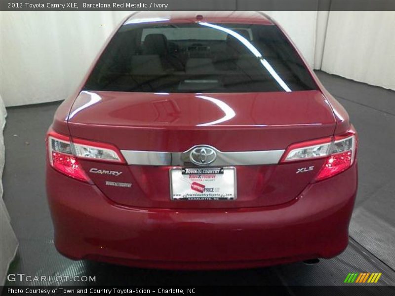 Barcelona Red Metallic / Ivory 2012 Toyota Camry XLE