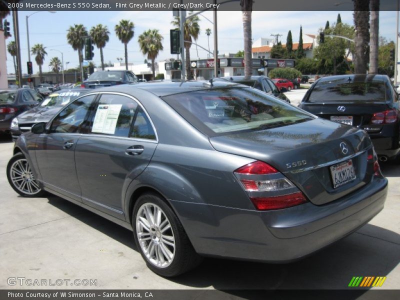Flint Grey Metallic / Grey/Dark Grey 2009 Mercedes-Benz S 550 Sedan