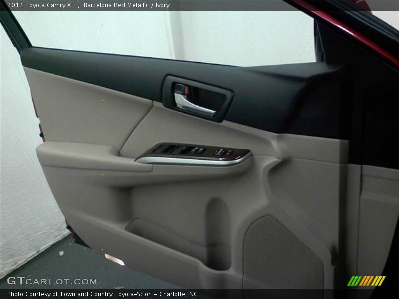 Barcelona Red Metallic / Ivory 2012 Toyota Camry XLE