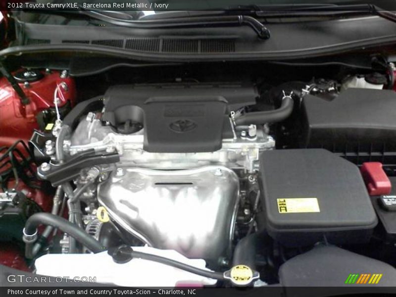 Barcelona Red Metallic / Ivory 2012 Toyota Camry XLE