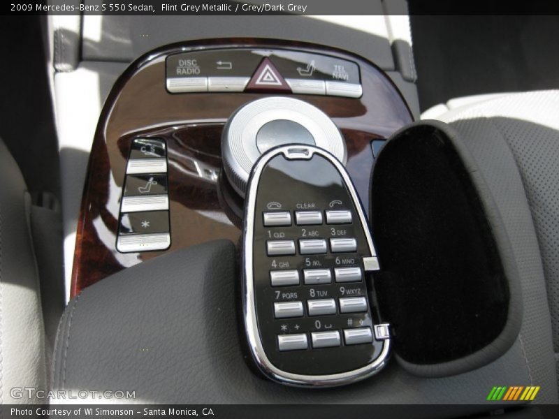 Flint Grey Metallic / Grey/Dark Grey 2009 Mercedes-Benz S 550 Sedan