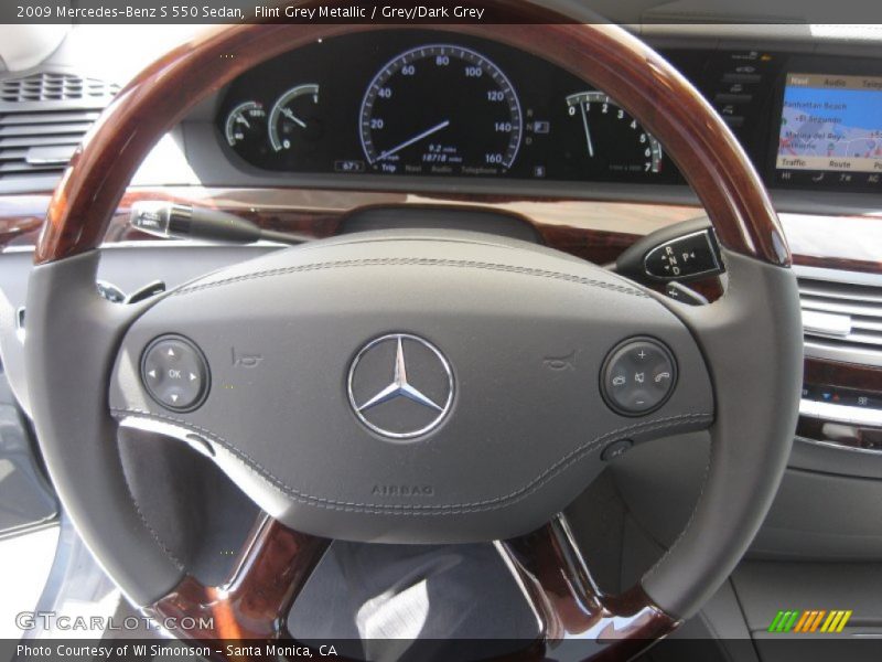 Flint Grey Metallic / Grey/Dark Grey 2009 Mercedes-Benz S 550 Sedan