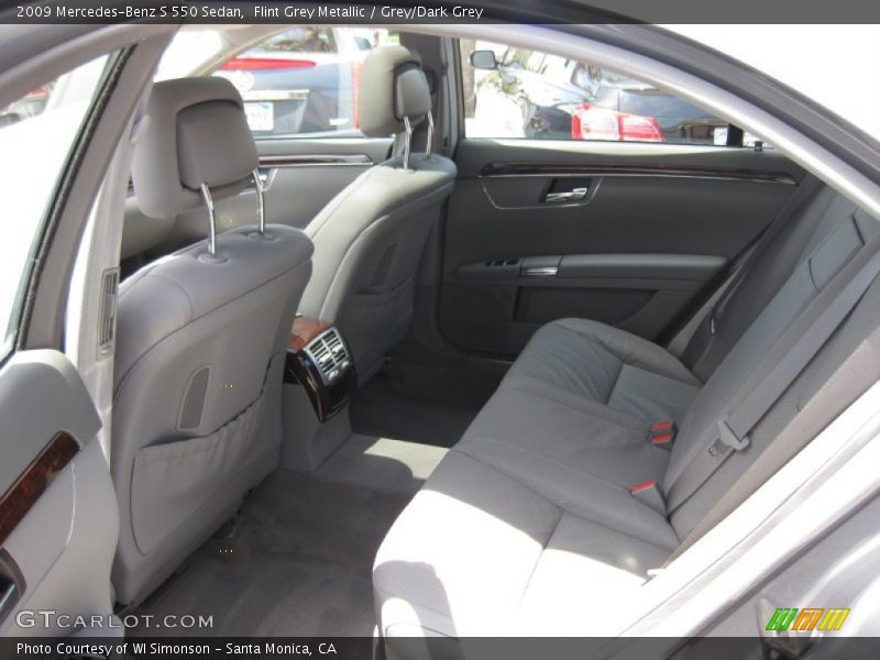 Flint Grey Metallic / Grey/Dark Grey 2009 Mercedes-Benz S 550 Sedan