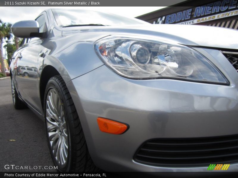 Platinum Silver Metallic / Black 2011 Suzuki Kizashi SE