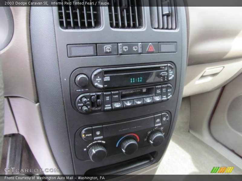 Inferno Red Tinted Pearl / Taupe 2003 Dodge Caravan SE