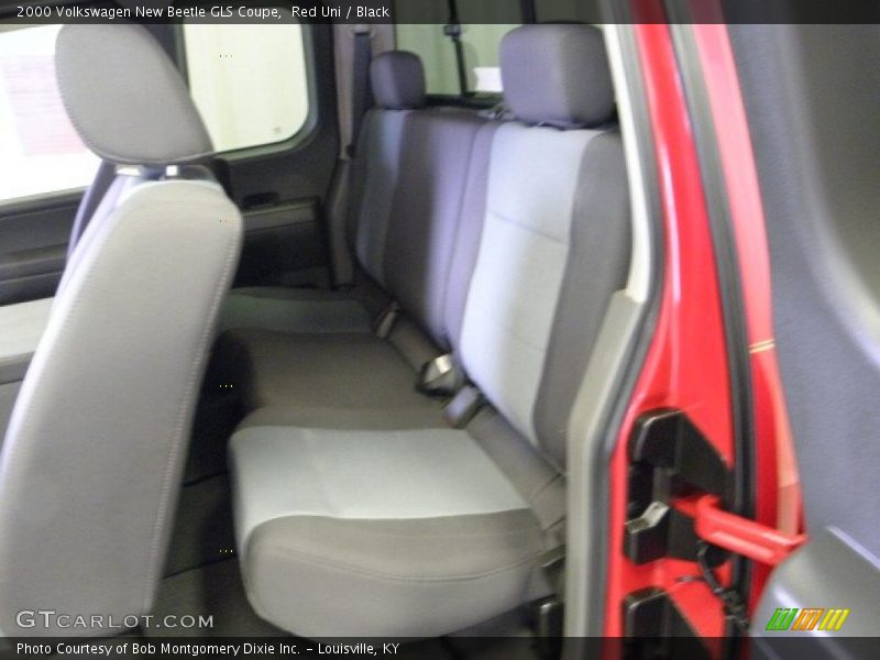 Red Uni / Black 2000 Volkswagen New Beetle GLS Coupe